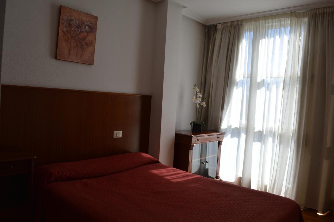 Hotel Os Caracoles Pereiro de Aguiar 外观 照片